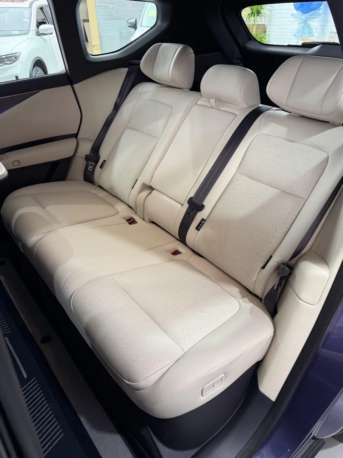 这次试驾日产NX8，坐进车内的第一感觉，是扑面而来的舒适感，这大概是日产最深入人