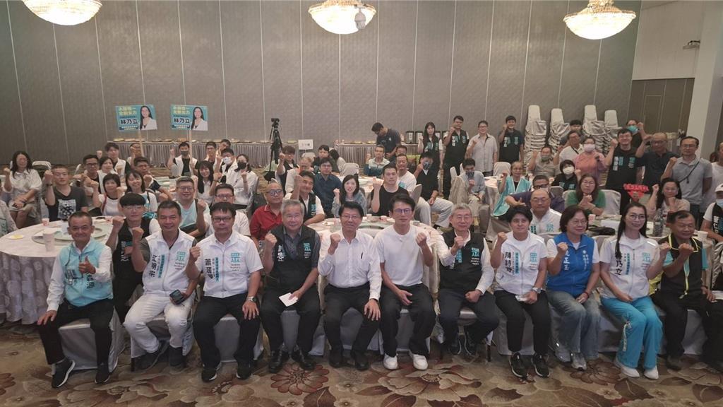 民众党：台南值得更好的民代谢龙介强调蓝白合策略台湾民众党主席黄国昌1日下午到