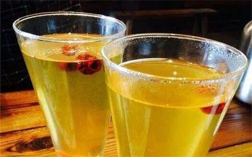 90后的“啤酒+枸杞 姜丝+可乐”你还要假装养生多久?