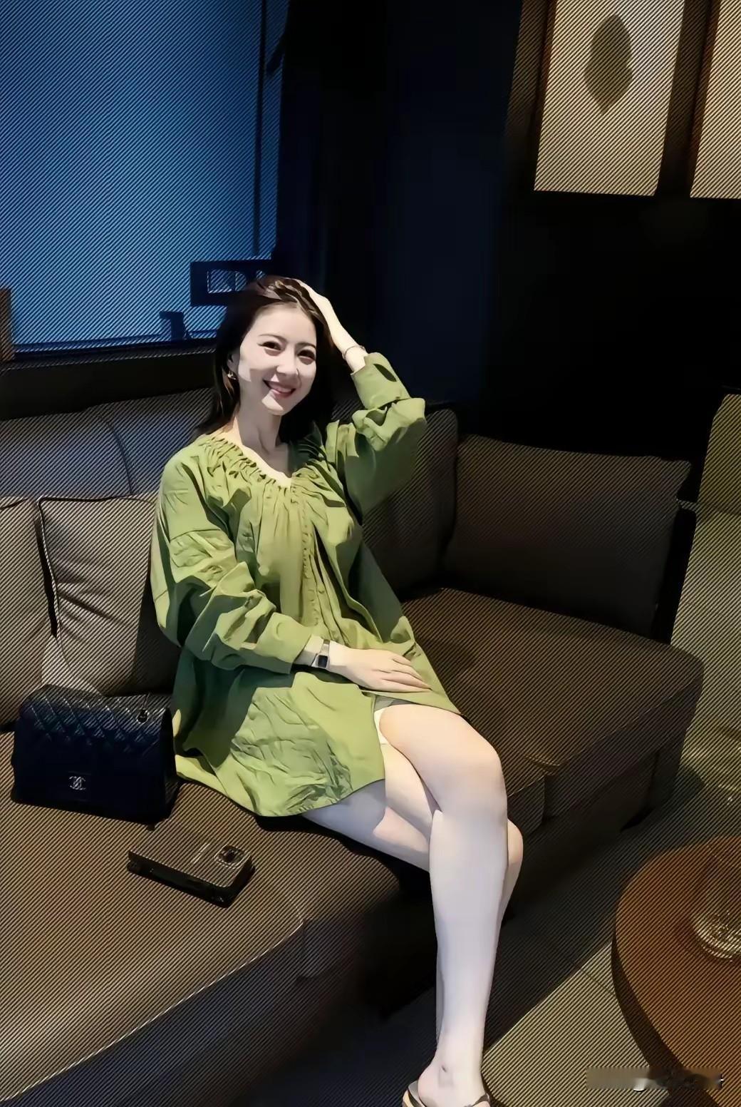 相亲认识的富家女说以后生孩子要跟她姓能接受吗？和她是过年的时候认识的，经过一段时
