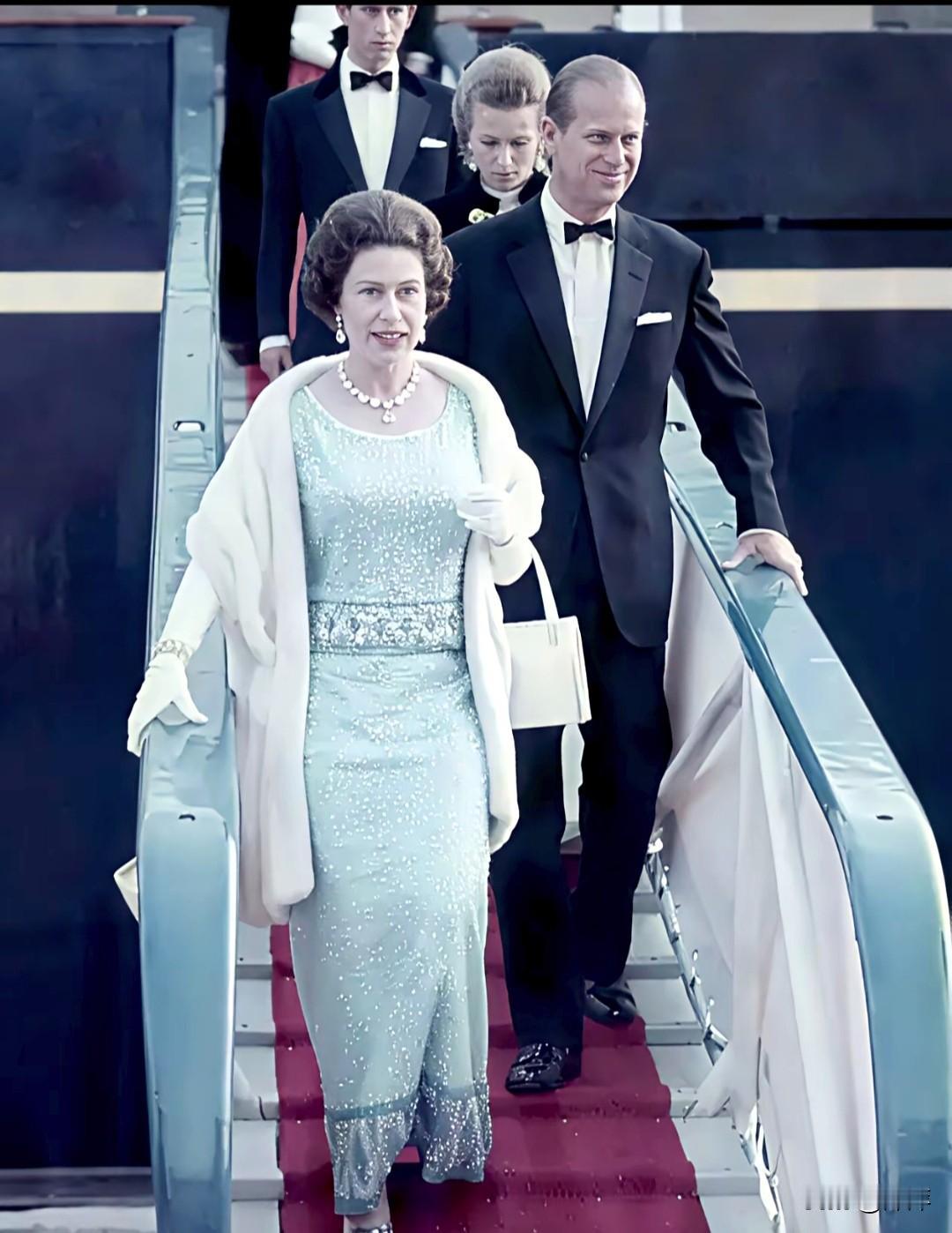 【1961年女王访印：一场跨越半个世纪的王室外交名场面】1961年，英国女