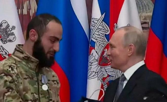 乌克兰称消灭俄特种部队指挥官艾克！曾被普京接见嘉奖来源:作家项鹏飞乌克兰