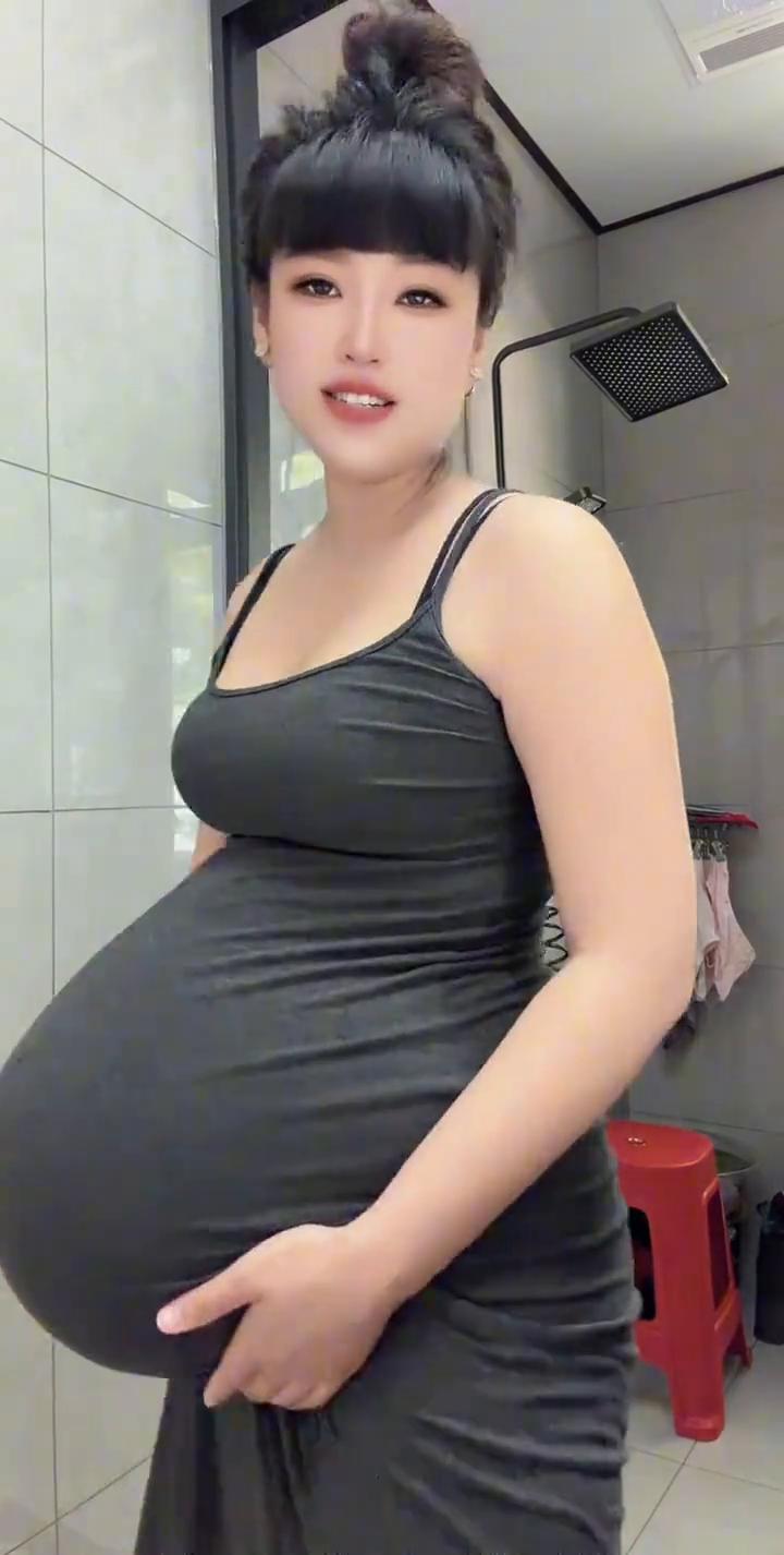终于要卸货了，开心+紧张。这大肚子我实在怀不动了，晚上睡觉都能疼醒足月就刨悬浮肚