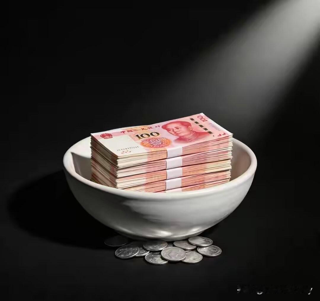 目前赚钱最辛苦的十大行业，你处在哪个位置:​1.外卖骑手：昼夜穿梭，风雨无阻