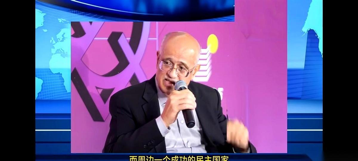 大半夜刷手机，差点没给我笑精神了。印度前外交官居然在电视上放狠话：中国不敢把盾