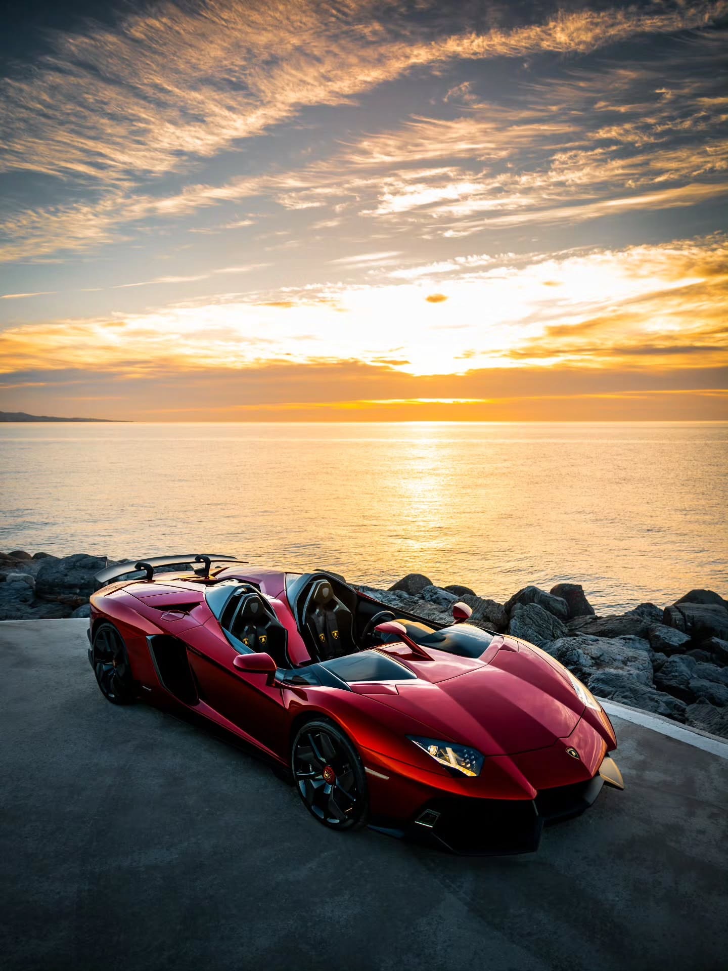 兰博基尼AventadorJ回望2023年，得益于MagnaSupercar