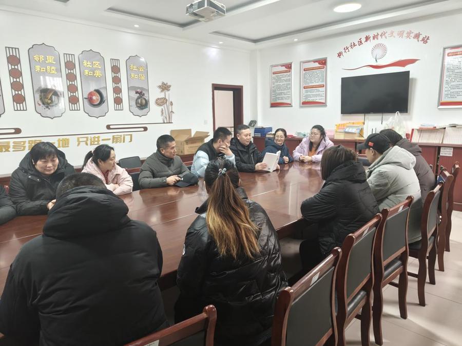 济阳街道柳行社区筑牢反邪教防线 守护居民平安家园