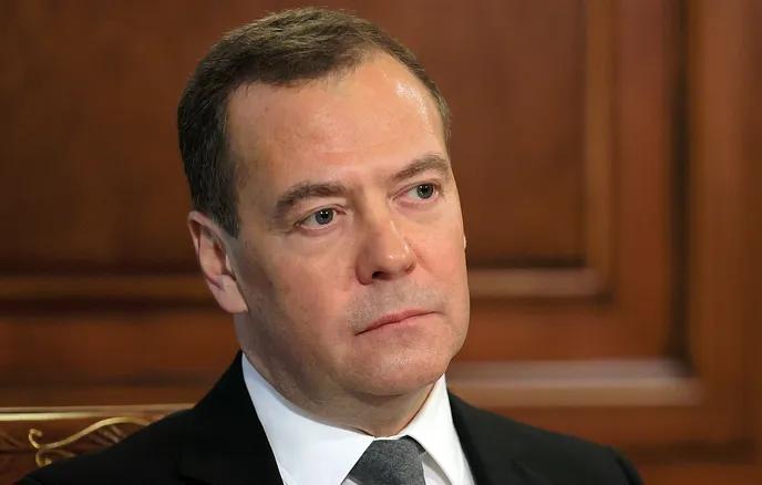 梅德韦杰夫称布达诺夫是泽连斯基办公室主任“绝佳人选”塔斯社俄罗斯联邦安全会
