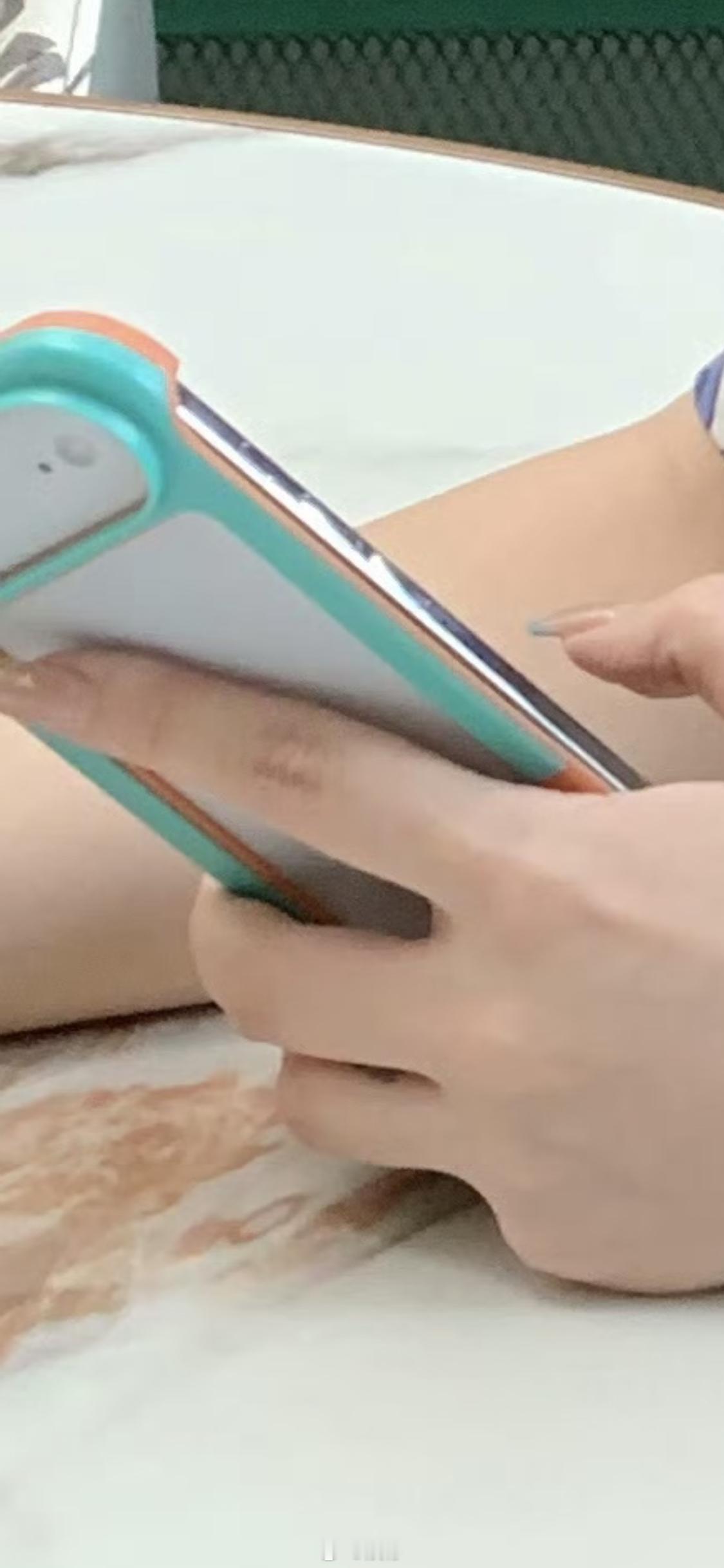 你没看错了，这是一台iPhoneAir！​​​