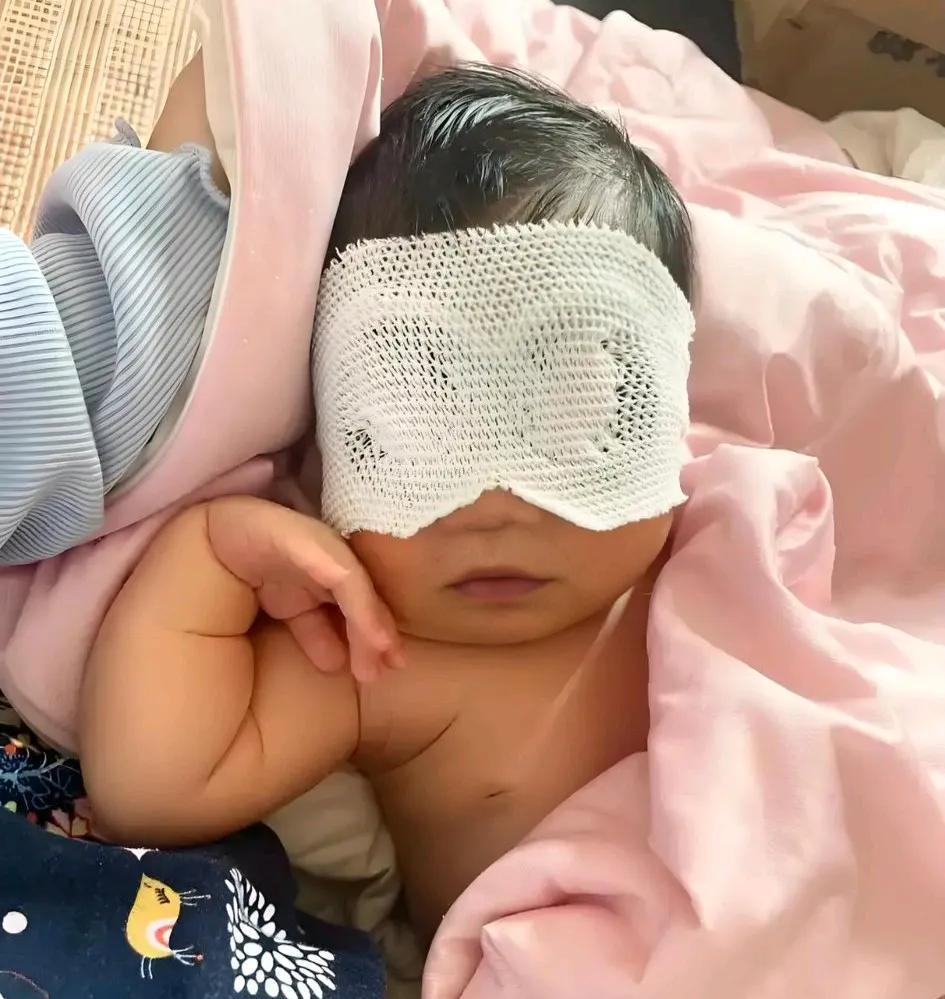 老公跟他妈说：没坐完月子你就走合适吗？其实生孩子我们没人让婆婆来，是婆婆自己吵着