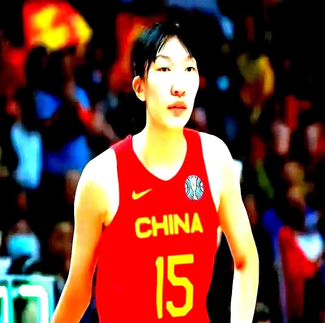 深夜1点，宫鲁鸣划掉4个名字，笔尖都在抖。不是不强，是韩旭李月汝这两尊“神”一归