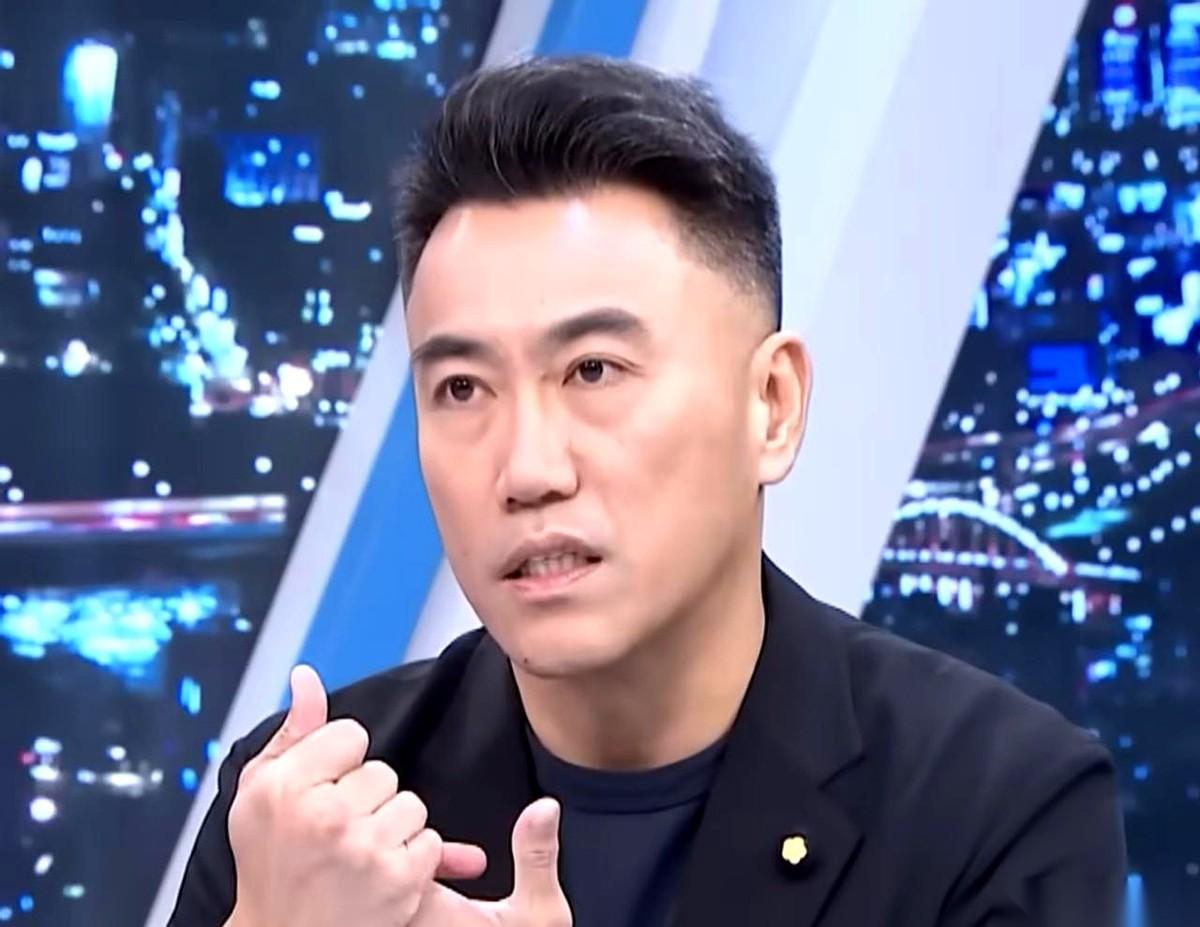 刷到一个视频,差点没把手机扔了。国民党一个什么“立委”,谈到咱们,张口就是“他