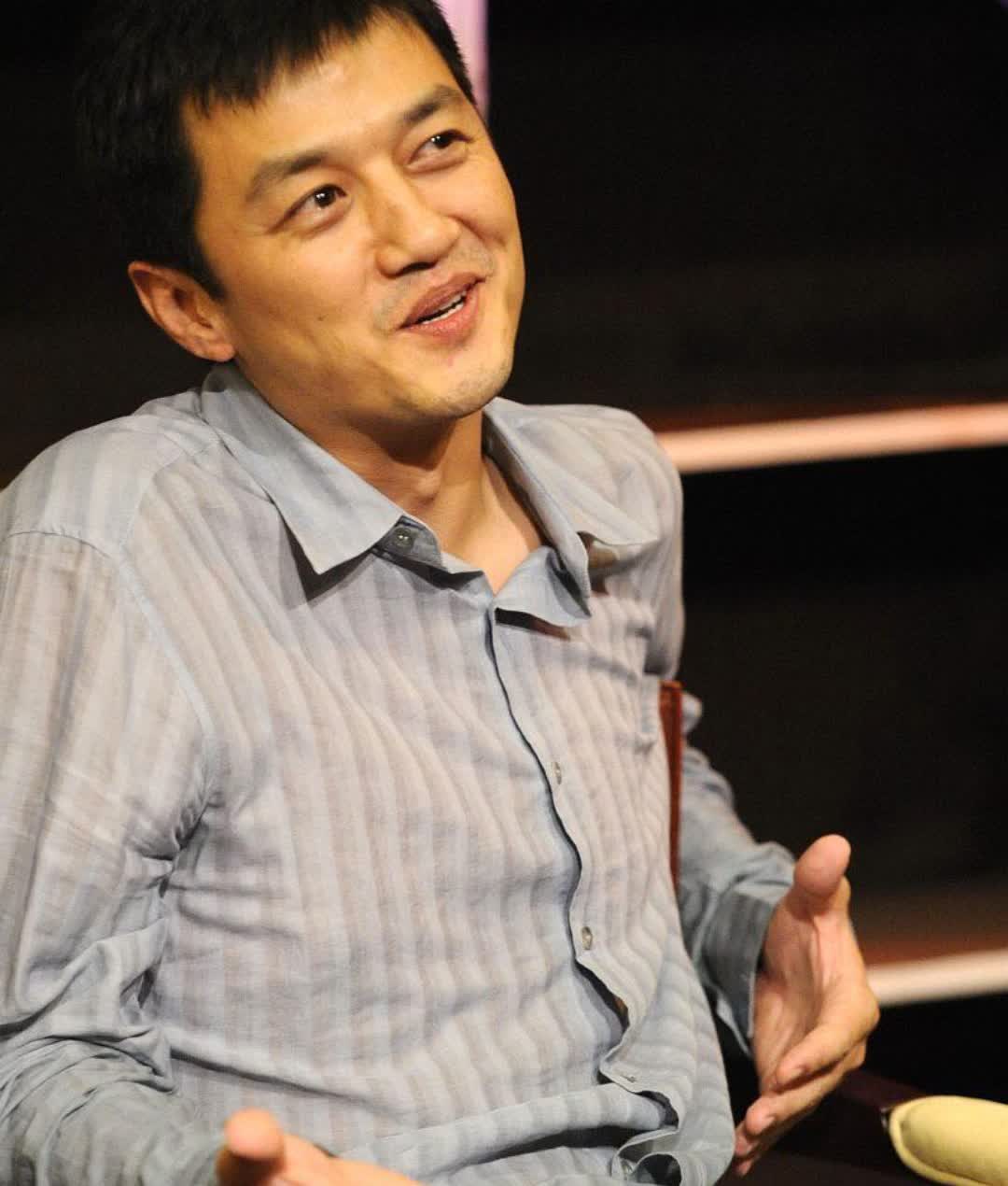 哇塞！李亚鹏居然把上亿的幼儿园白送出去啦！这操作简直绝了，我都看懵了！