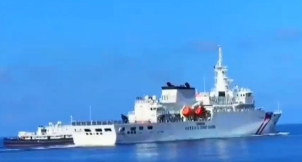 国庆节当天，我们的海钓游艇在东沙海域被打了。这件事传到网上之后，很多人第一