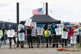 中国留不住人才？精英都移民去了欧美，但那些留在中国的二流、三流、甚至不入流的人，