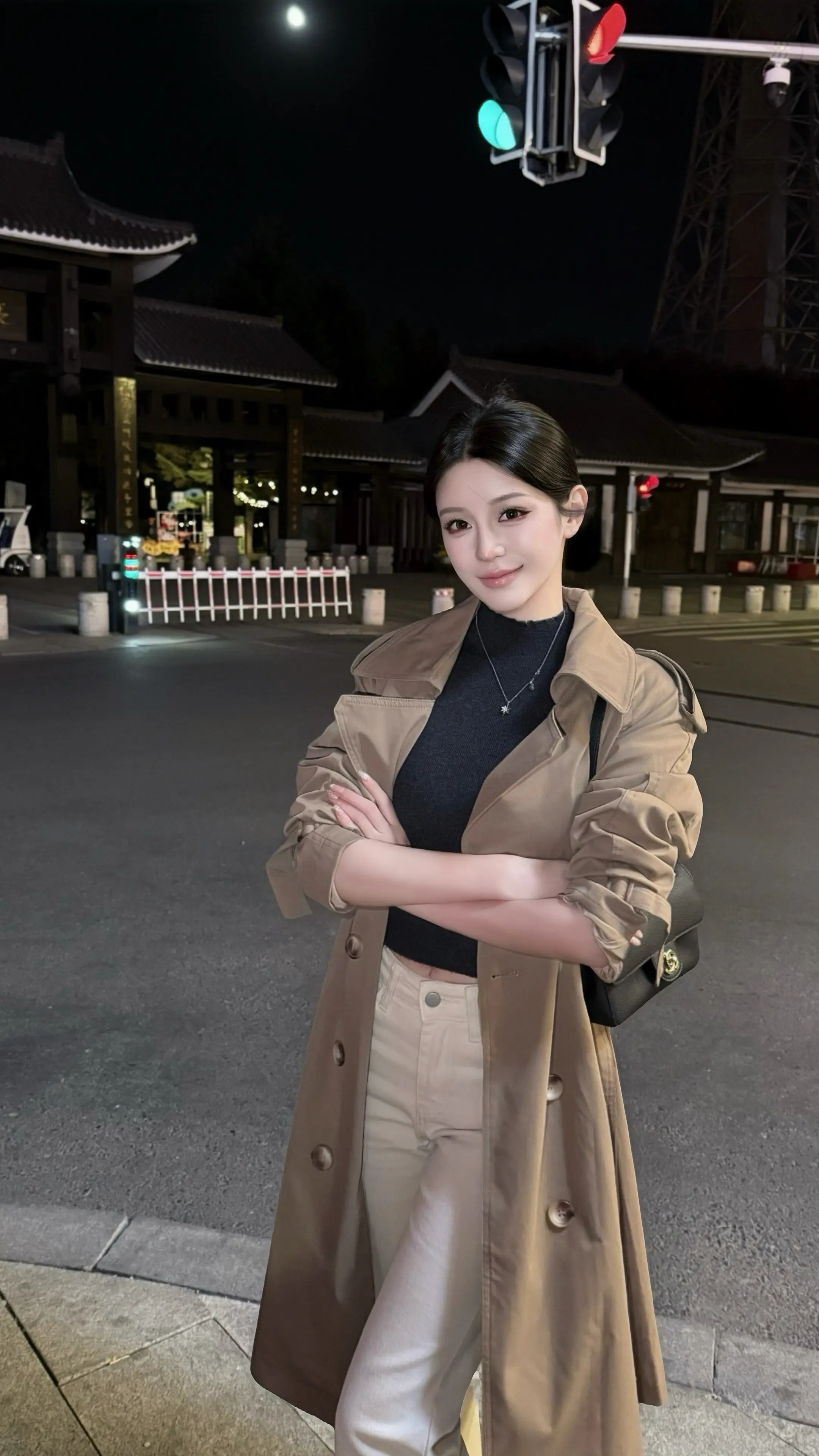 生的珠圆玉润 就该落落大方。