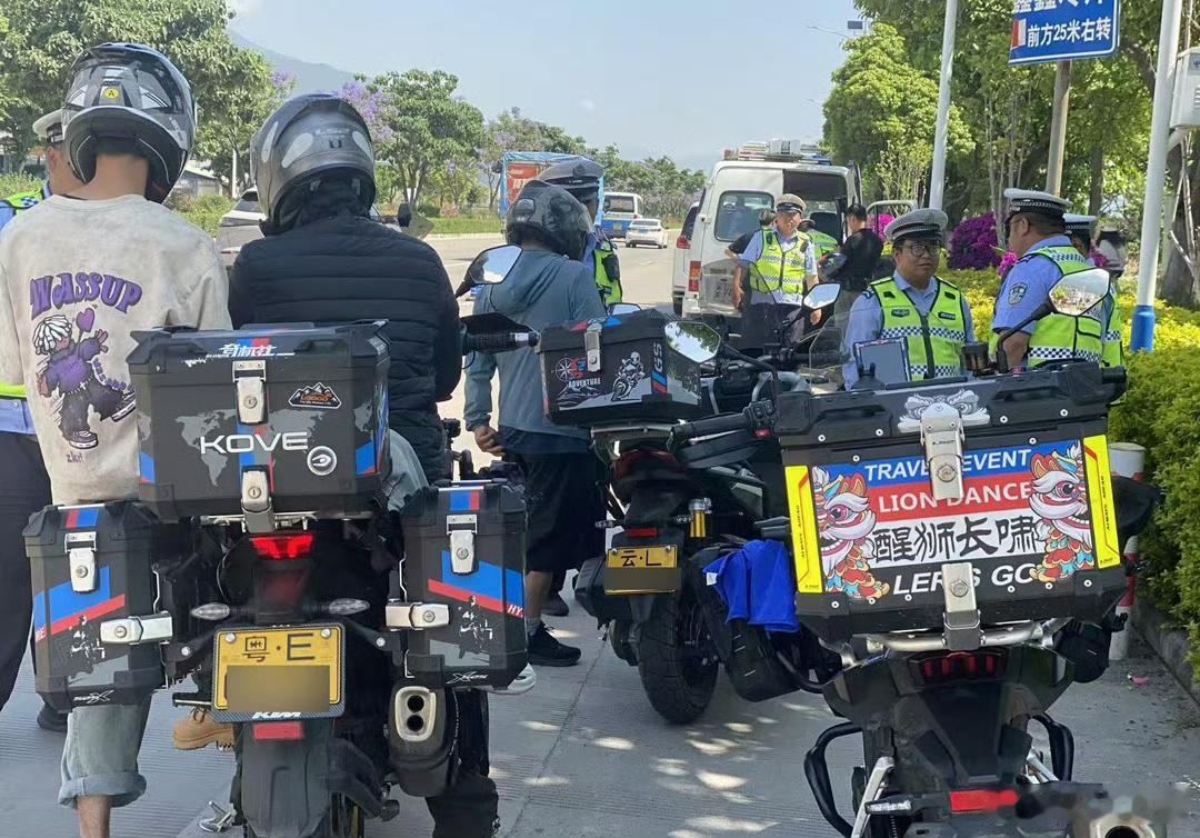 大理交警这波整治“飙车炸街”的操作太赞了！5月起，大理市公安局交通管理大队古