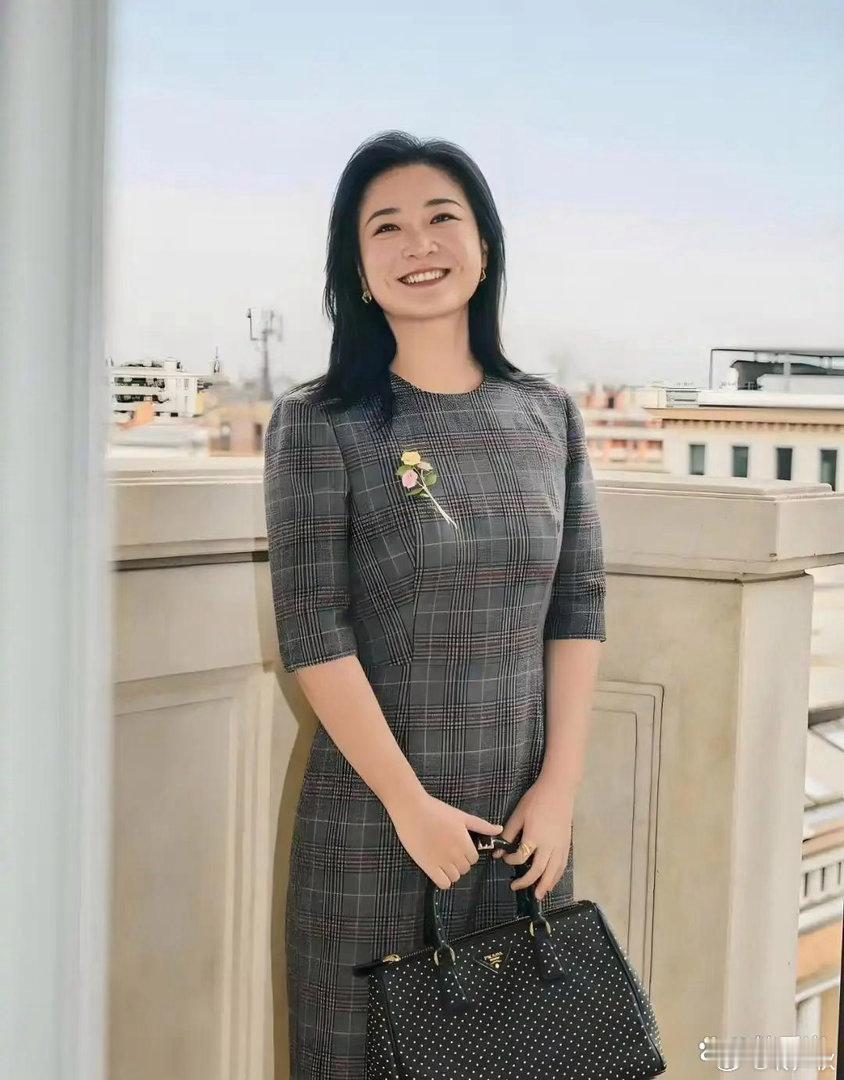 贾玲在米兰时装周的首秀，瘦下来后状态都变好了​​​