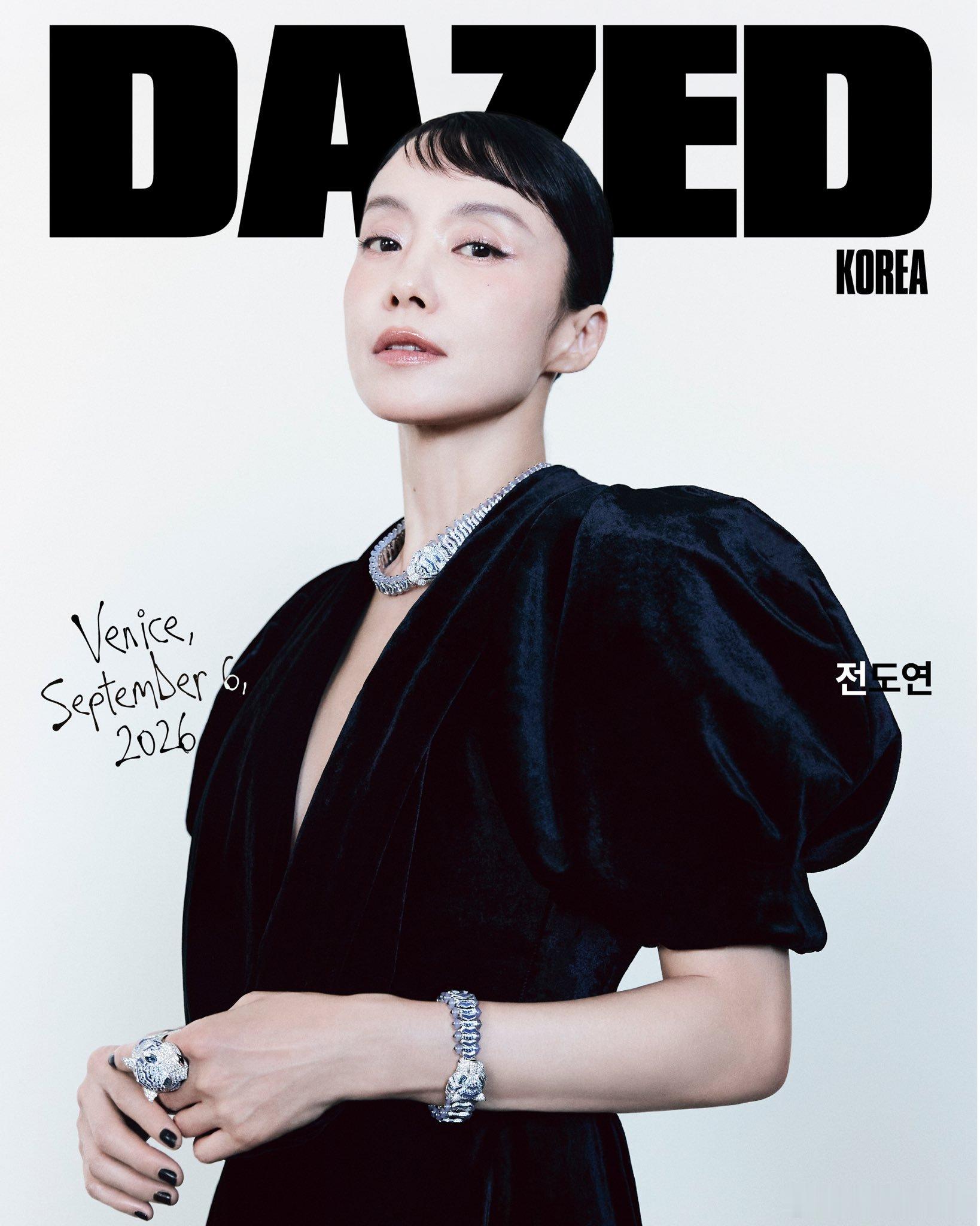 美到窒息的韩国女星十月刊杂志封面韩国女星十月刊杂志封面