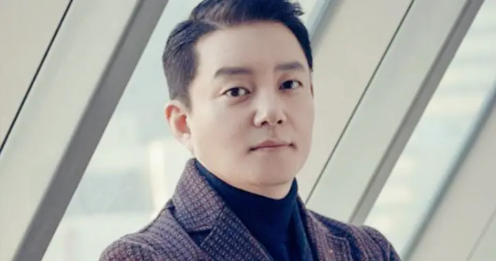 韩国男星李凡秀正式离婚！婆媳矛盾成主因，曾被指妈宝男