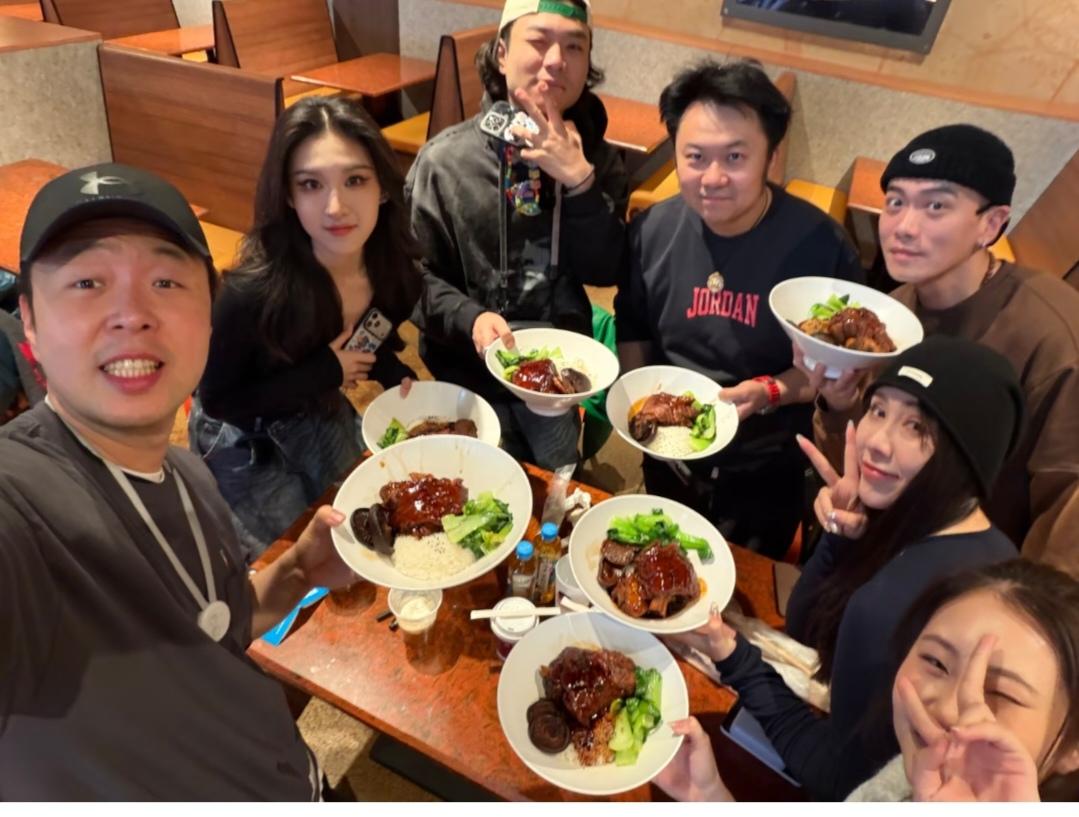 杜海涛，真是比原来帅多了。