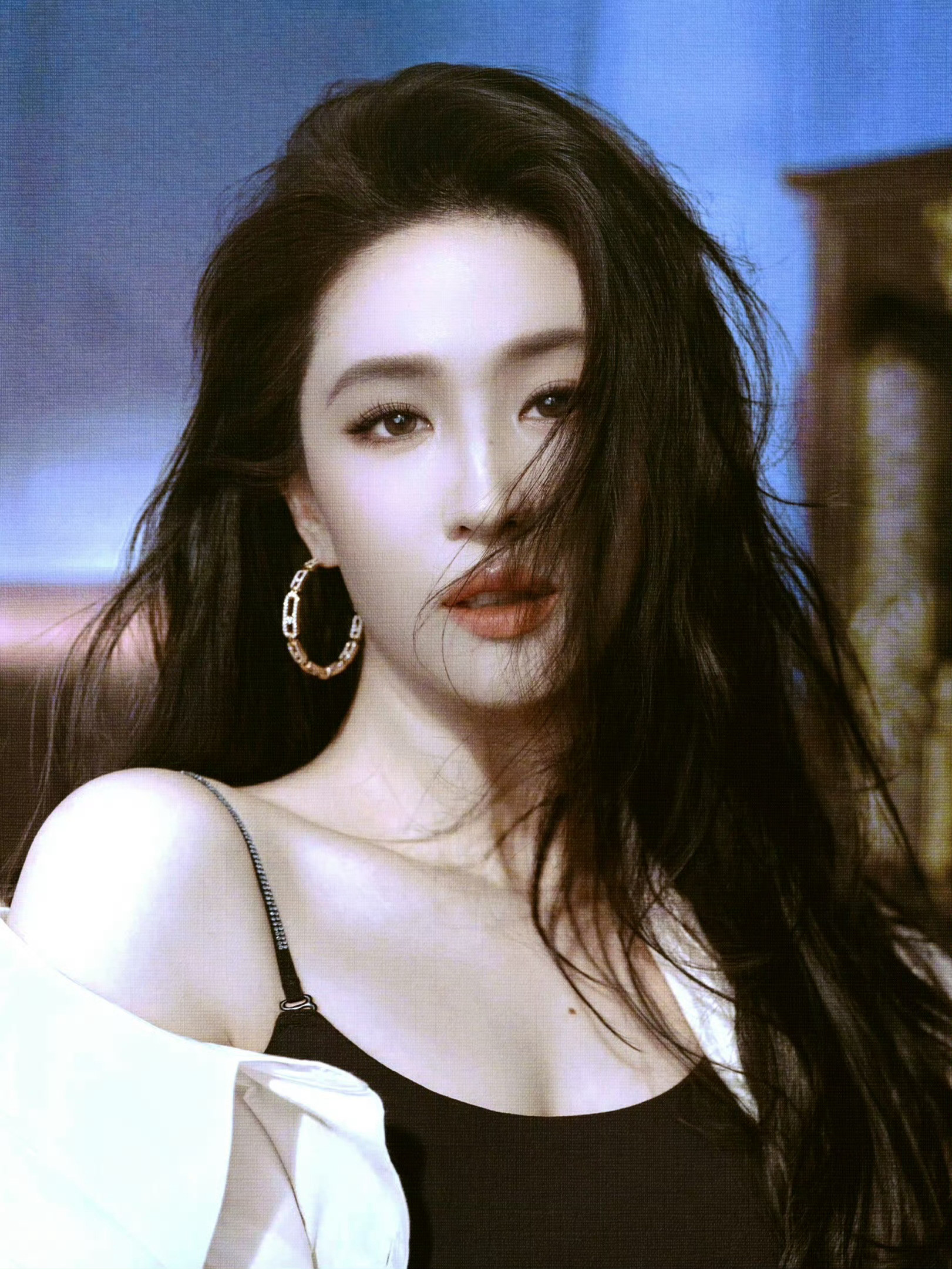 刘亦菲属于猫系长相吗