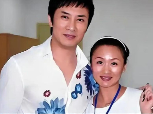 我要离婚，”当年，富家女万小牧爱上了穷小子江涛，30年后，江涛成了知名歌唱家，万