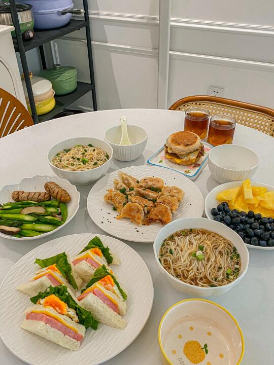 仪式感早餐，提供一家三口健康早餐制作灵感！