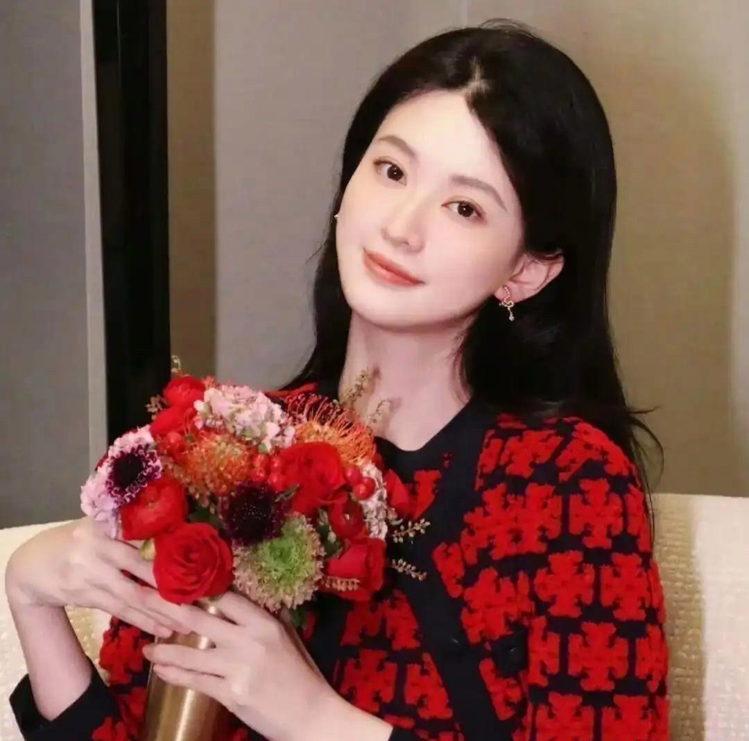乔欣婆家亲戚的瓜爆出来了。乔欣老公嫂子的弟弟，当年娶了个豪门千金，女方给他生了3
