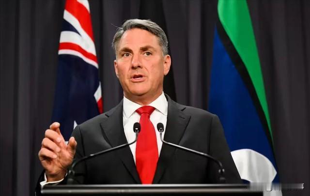 来自澳大利亚最新消息！据联合早报1日报道，澳大利亚国防部长马尔斯今天对外表示，