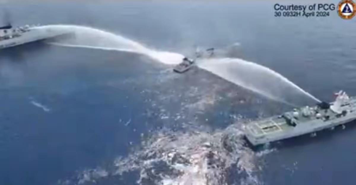 大快人心！菲律宾又在到处喊冤叫屈了，说他们的船只只是正常的捕鱼活动，中国海警