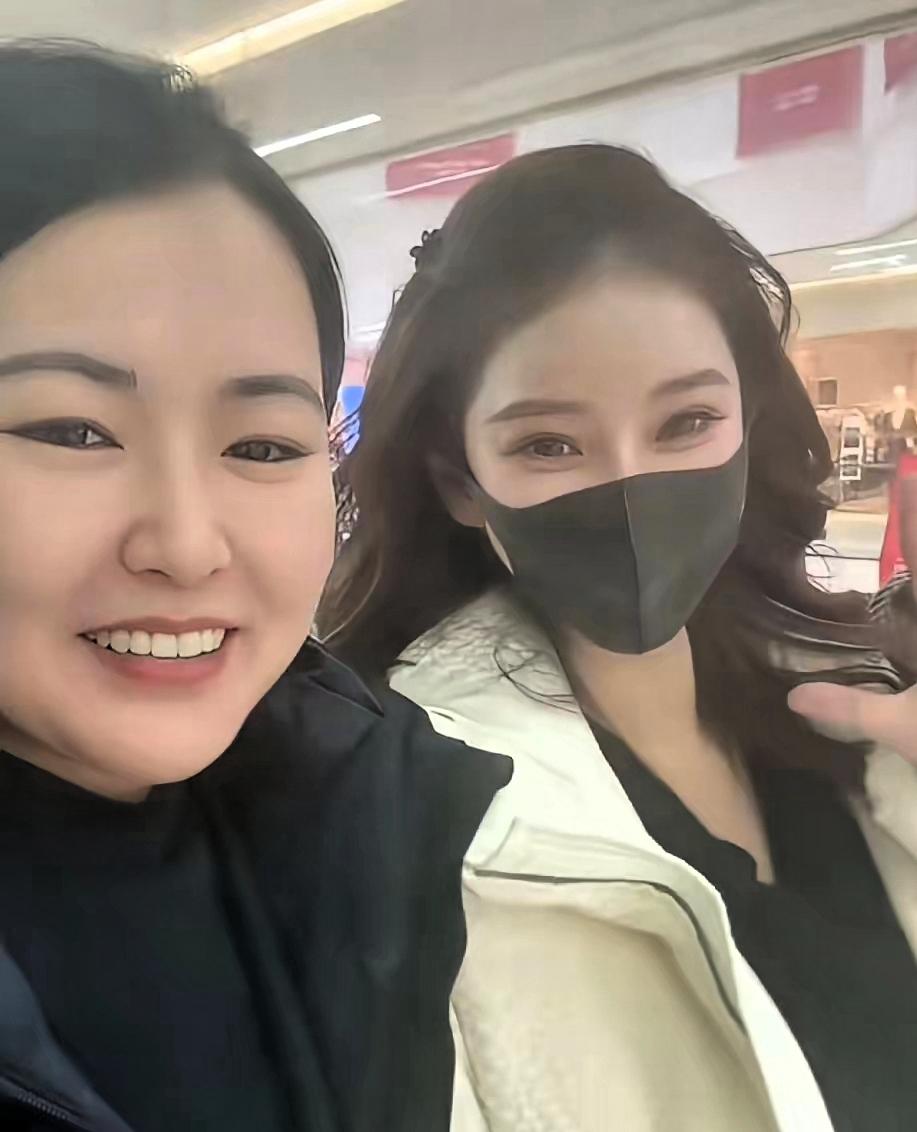 小麻六首店开业，勒泰广场的新篇章小麻六首店要开了，就在石家庄勒泰广场，时间定在