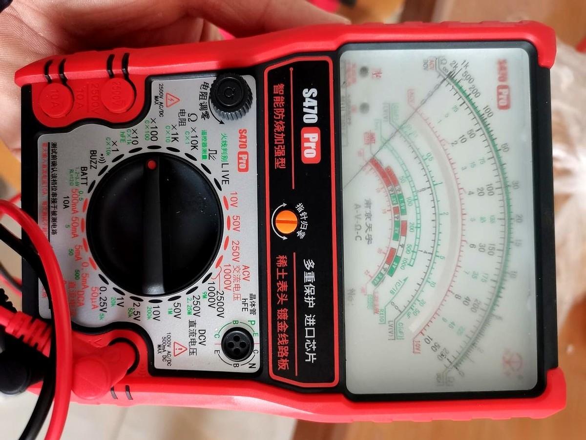 我有时候真想把现在这些产品经理的脑子撬开看看。看看里面装的是不是客户洞察，还是