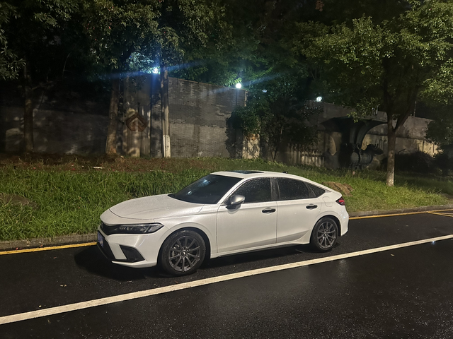 思域轮毂最终选择思域换了这么多套轮毂，不折腾了，最终为了舒适省油选择把原厂18