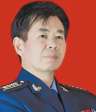 戴旭：“中国总是对全球的善意过剩、而武力又稍显不足，这种不平衡，恰恰是最致命的。