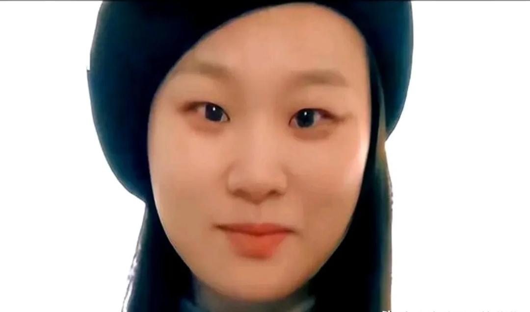 正处级院长不选彭护士长，不搭曾主任，非得死磕一个“路人脸”汤护士？这瓜太邪门了！