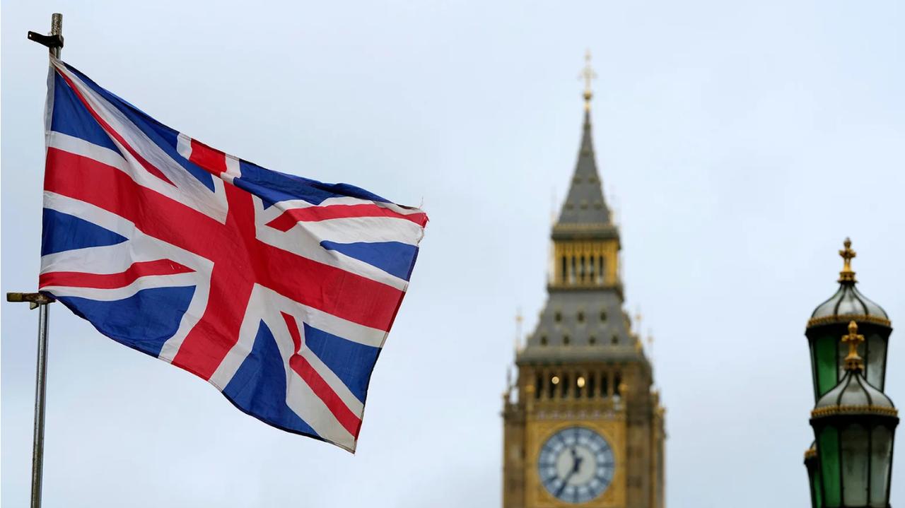 英军高官罕见承认：俄罗斯军力今非昔比，英国被迫砍演习省预算 英国国防参谋长