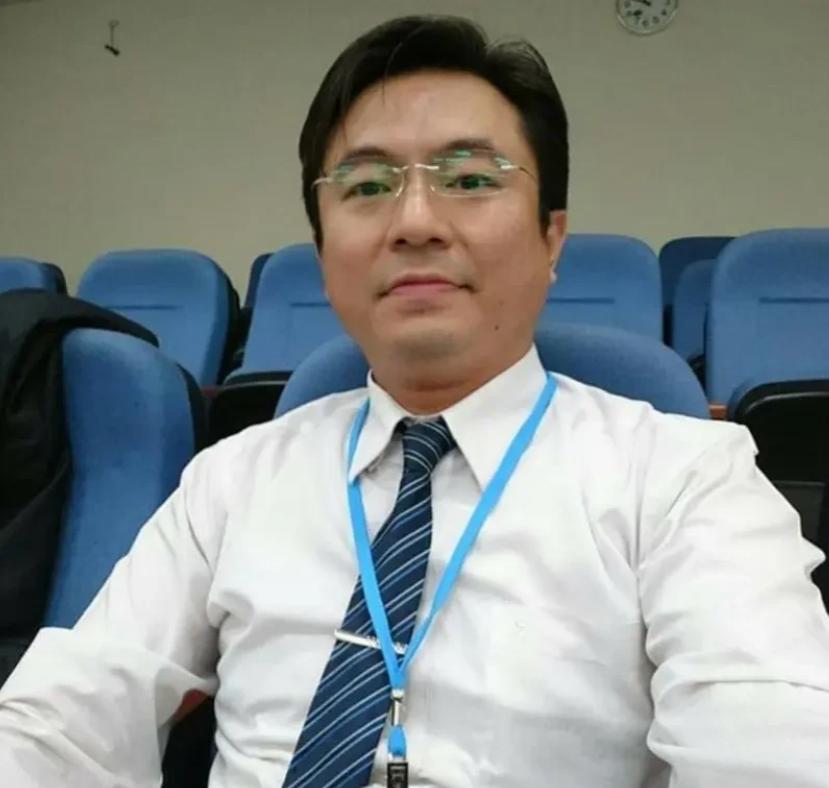 台湾一名县议会秘书递完辞呈，一家三口分批消失，电话打不通、上门无人应，台当局找了