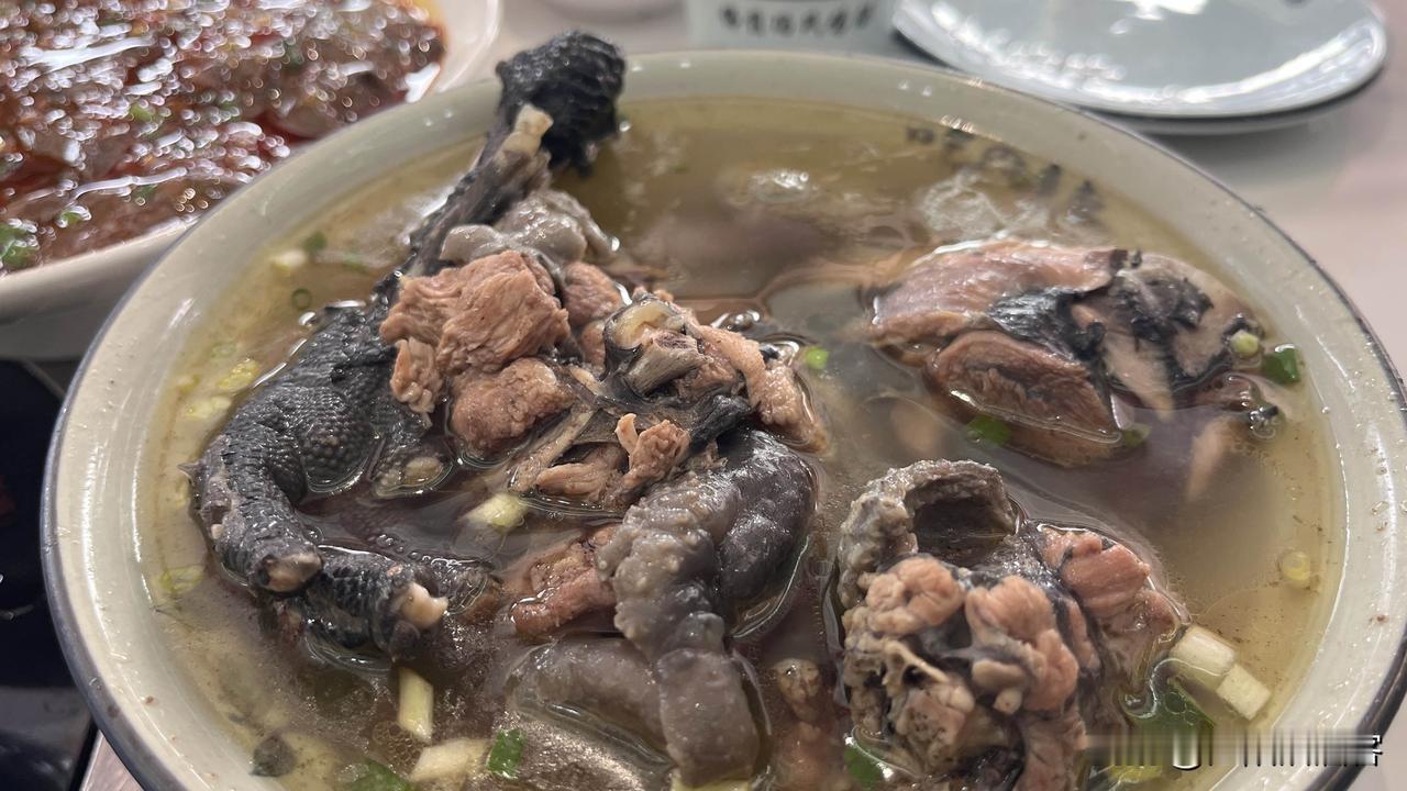 泸州合江隐藏美食！镇名没了但鸡汤飘香70年，3道菜下饭到舔盘泸州吃货集合！谁