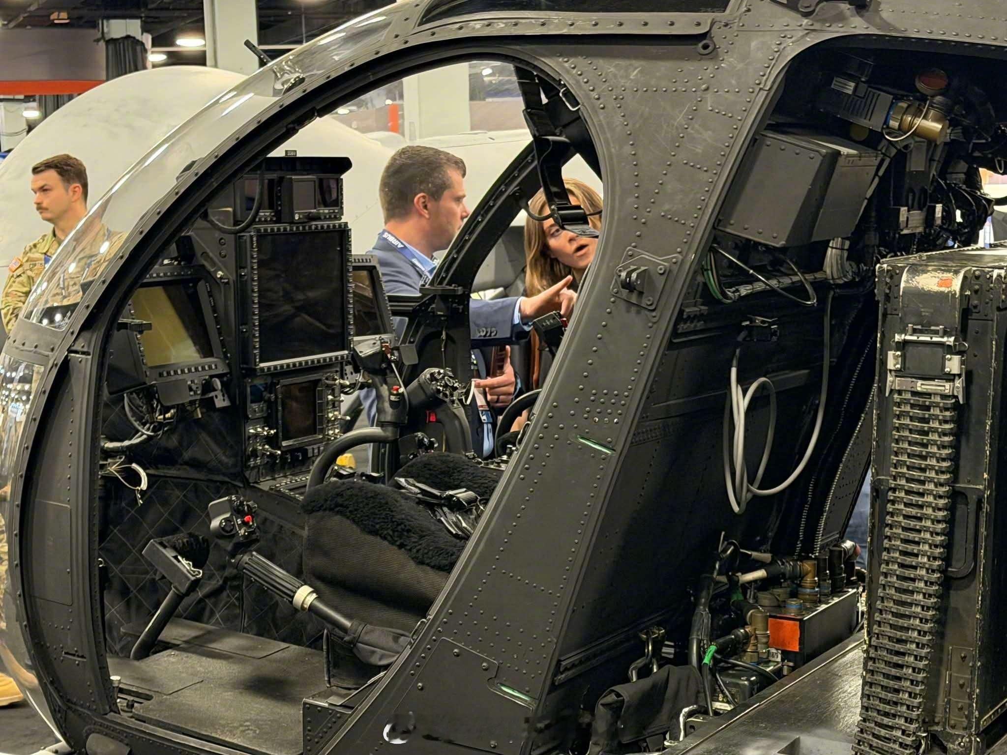 烽火问鼎计划每天认识一件兵器美国陆军第160特种作战航空团的AH-6R（3.0