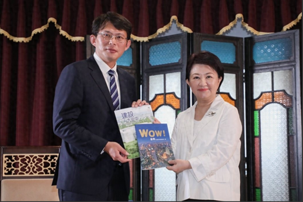 此次“蓝白合”共同反罢免，也让各界讨论2026地方选战，国民党、民众党是否会共提
