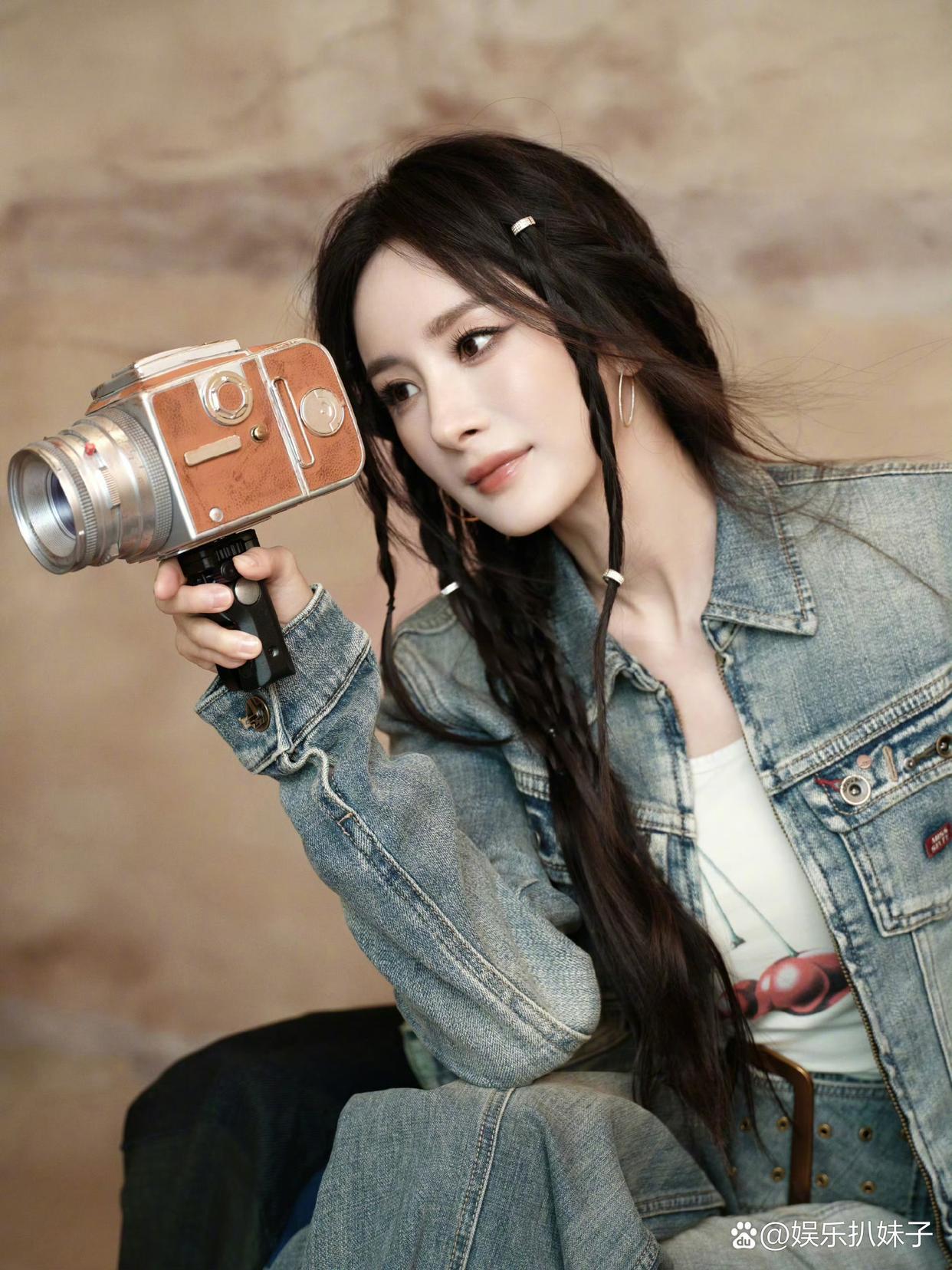 1.杨幂在圈里的交心朋友非常少，周笔畅算其中一个，刘诗诗算不上，只是她和刘诗诗这