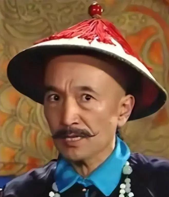 一天，乾隆突然来了好奇心，问刘墉：大清朝一年生多少人、死多少人？刘墉略微沉思片刻