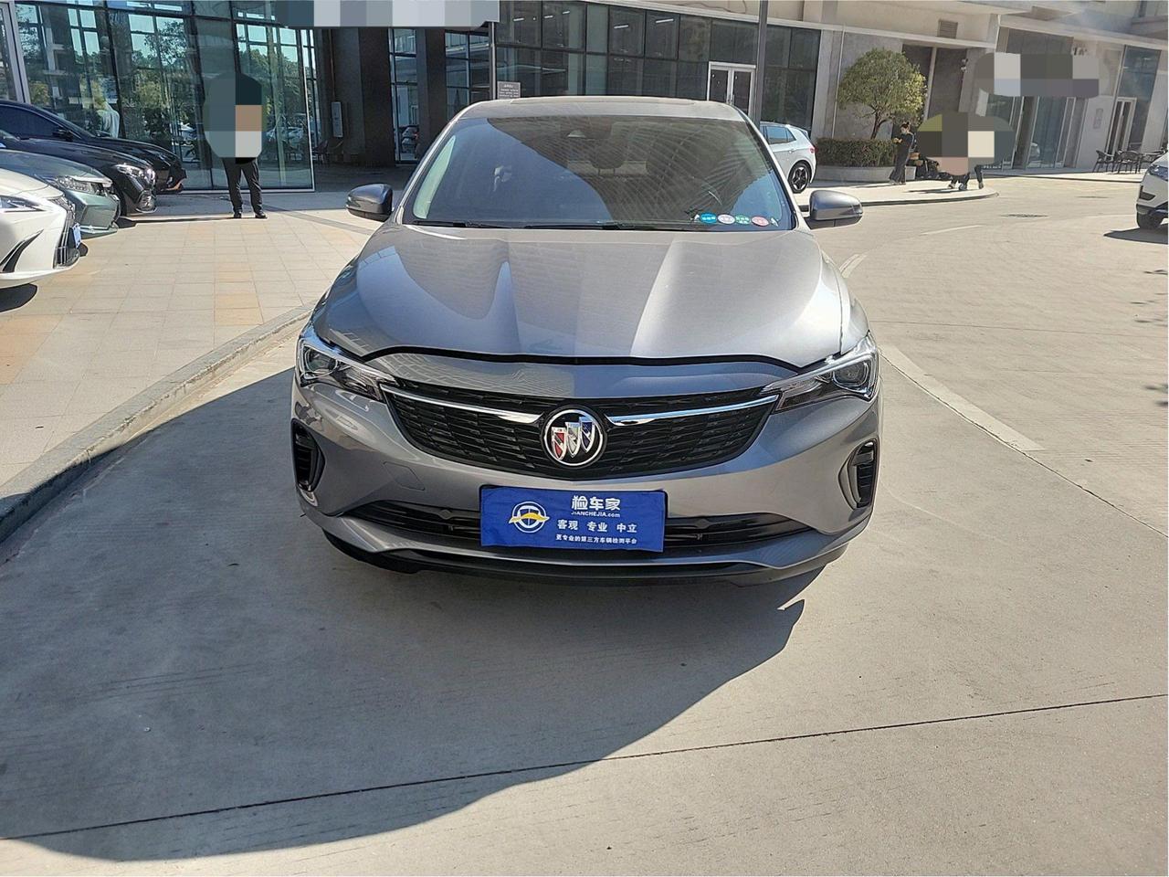 别克威朗，二手性价比非常高。前两天验了一台威朗Pro，2022年9月上牌，才跑