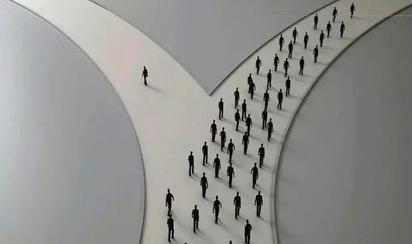 不从别人那里找快乐，这就获得了人生50%以上的自由；不从物质世界里获得快乐，这可