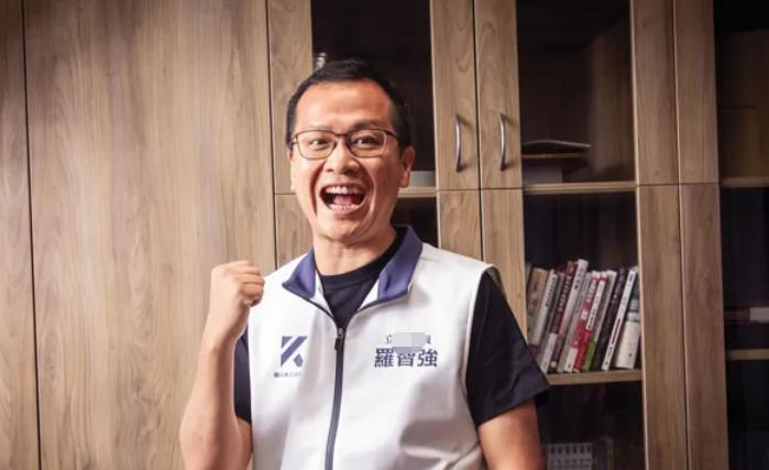 罗智强叫嚣：当选党主席要求大陆任何武力退回“海峡中线”国民党主席候选人罗智