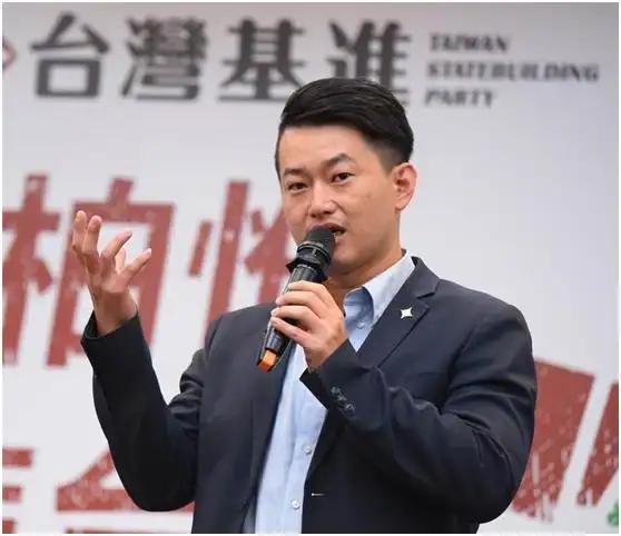 卑鄙无耻！“台独”分子陈柏惟说″中国在香港找个中国人打了一个在台湾的日本人，宣示