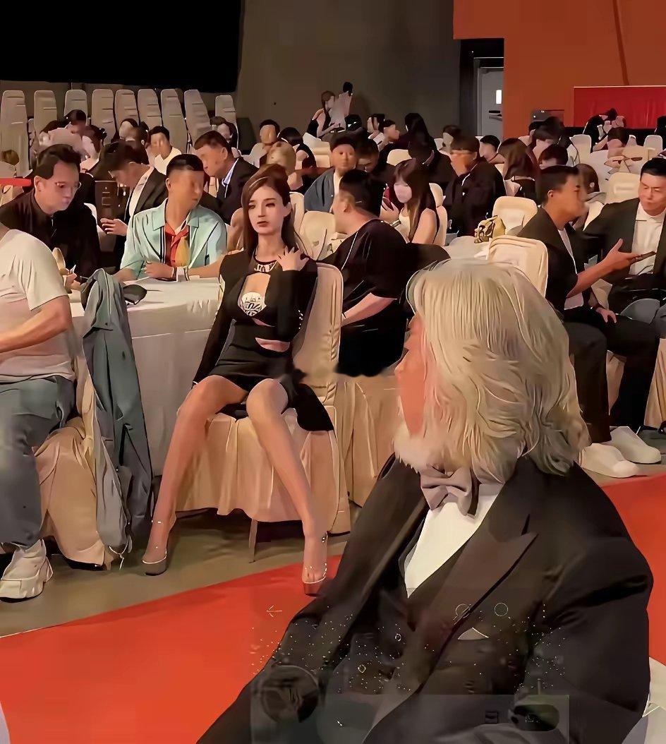 张导演！是不是想让她当女主角了