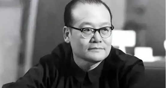 1980年，纪登奎的辞职申请获批后，他搬离了原来的住所，没想到，搬到新家后的一天