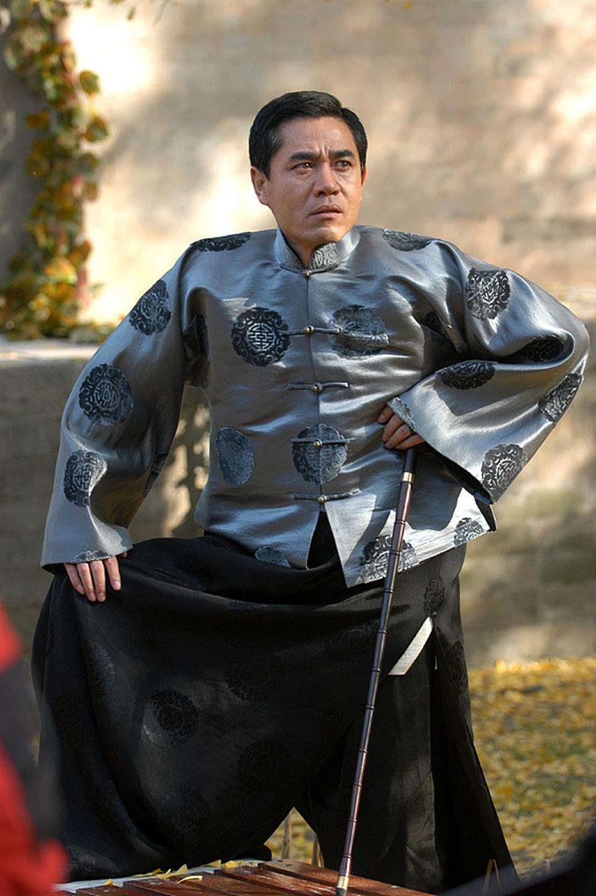 最近又重温了电视剧《大宅门》，这部剧我已经看了不下五遍。我特别喜欢剧中白景琦这个